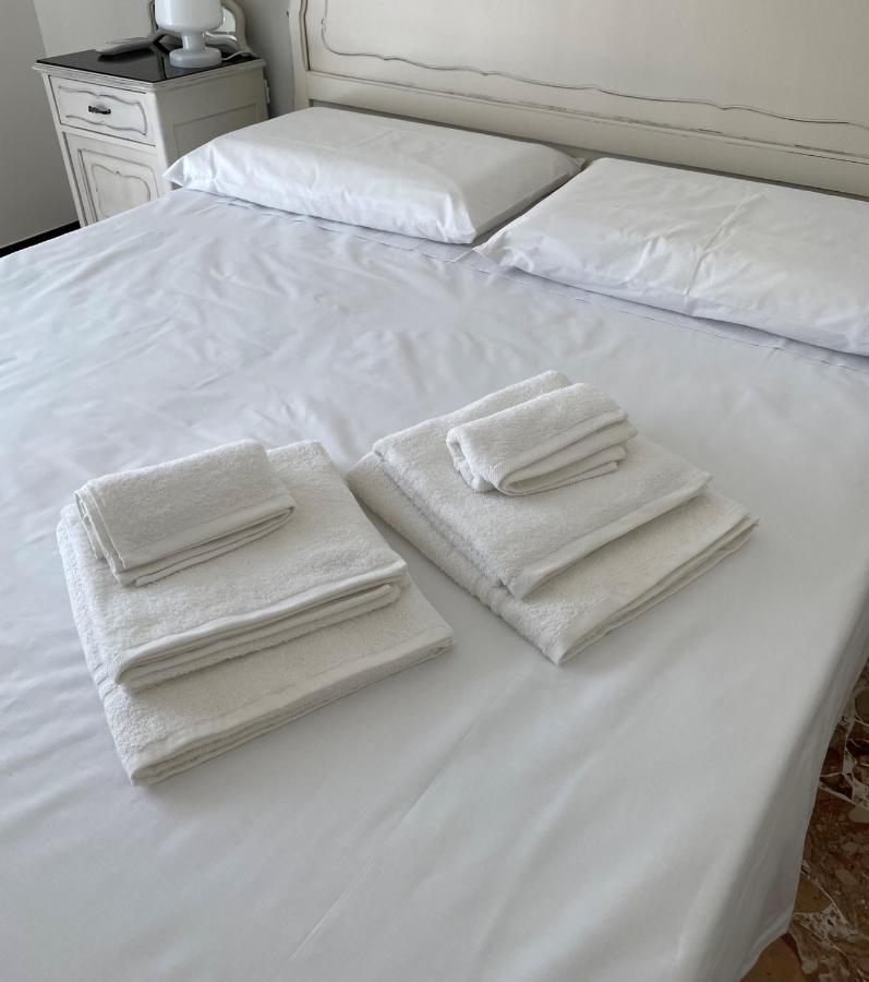 Casa Gelindo - Large And Fine Apartment With Two Bathrooms 东塞斯特里 外观 照片